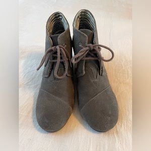 Toms Desert Wedge Ankle Boots